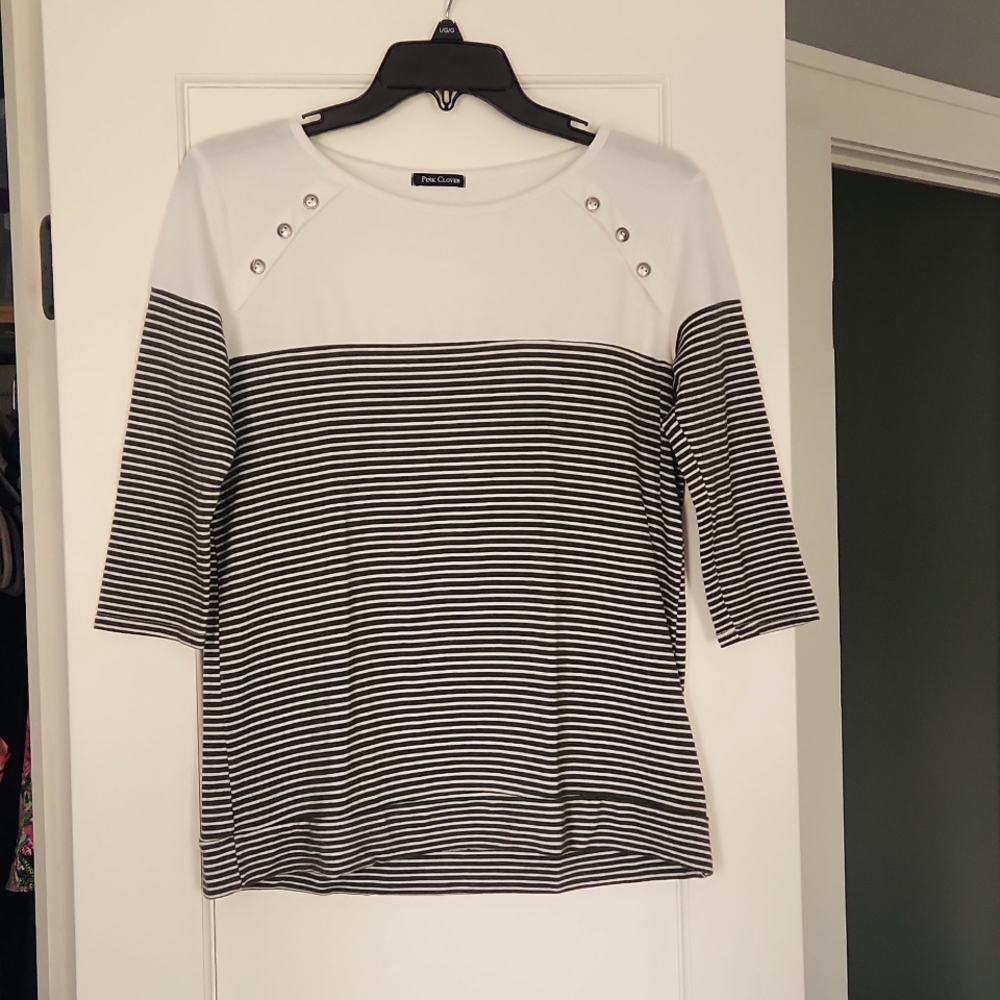 Pink Clover knit top